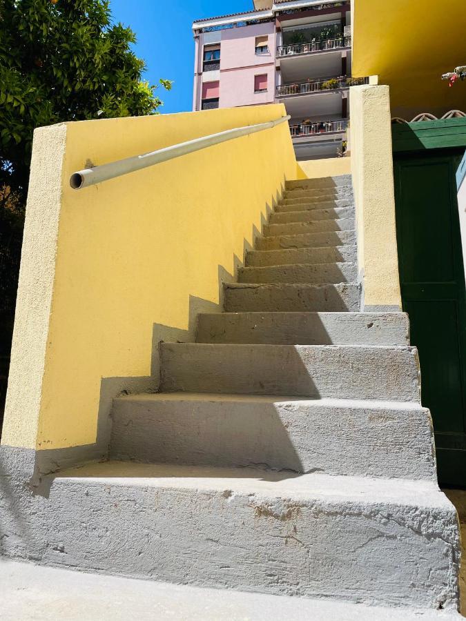 Il Giardino Di Iole Via Giovanni Amendola N36 Bed & Breakfast ซัสซารี ภายนอก รูปภาพ