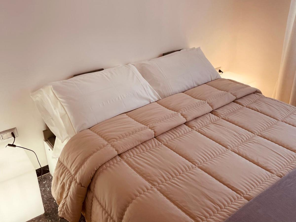 Il Giardino Di Iole Via Giovanni Amendola N36 Bed & Breakfast ซัสซารี ภายนอก รูปภาพ